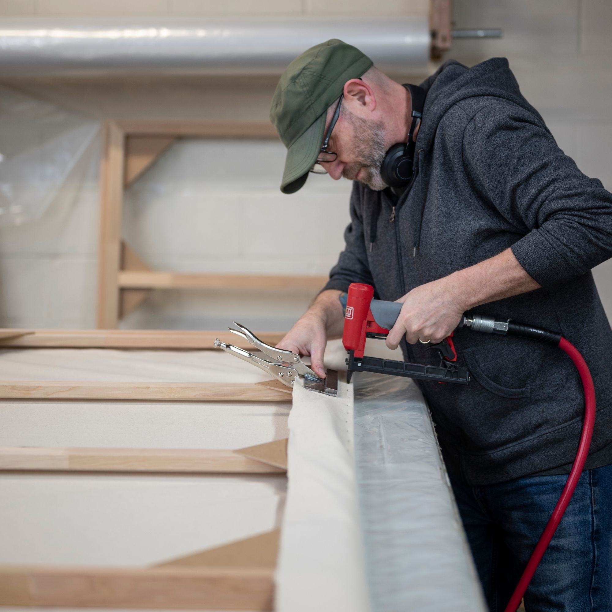 Opus Finest Stretched Raw Canvas #10 Duck