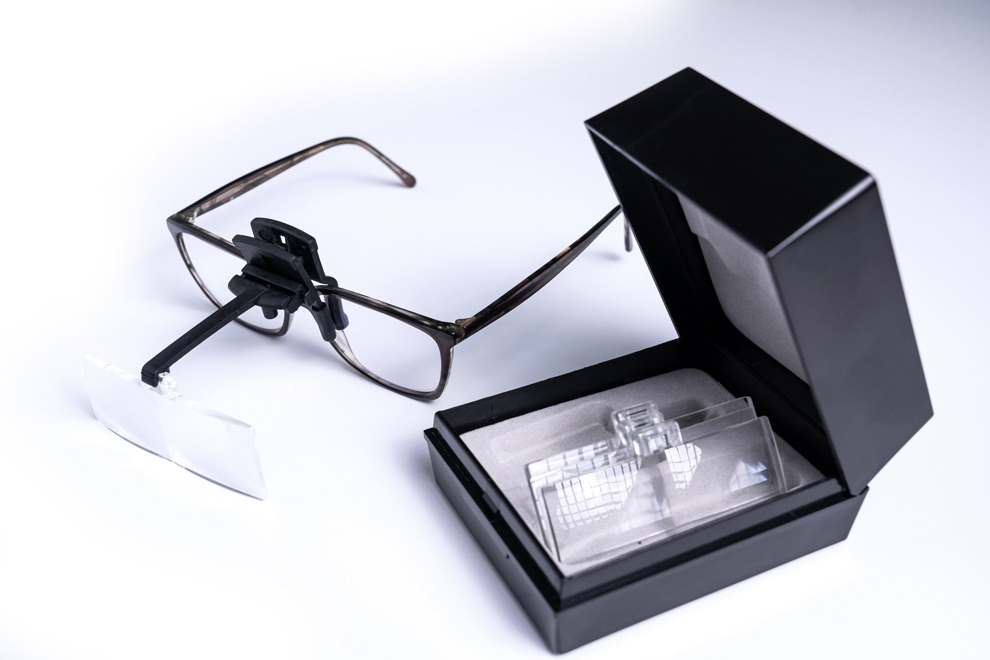 Daylight StarMag Clip-on Spectacle Magnifiers