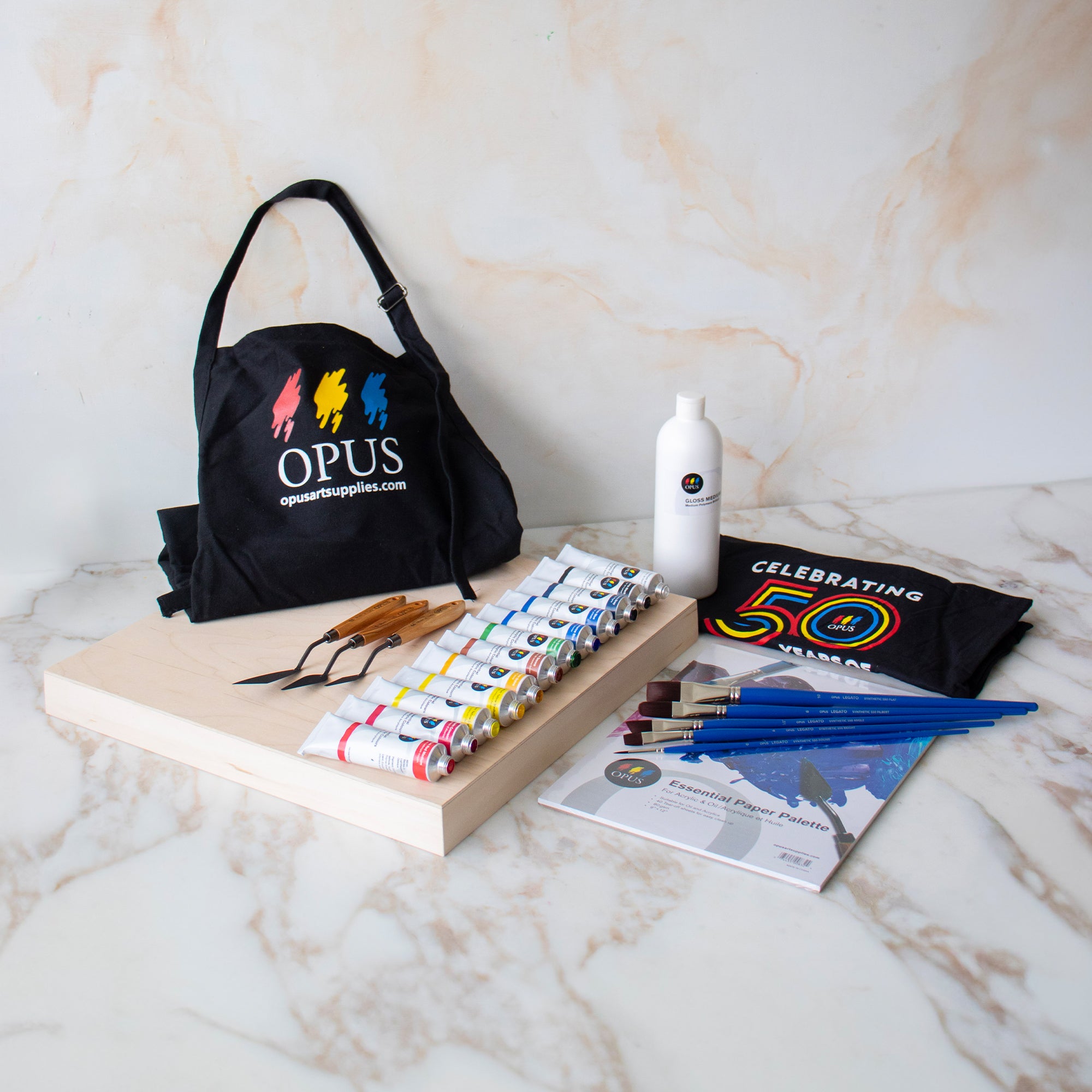 Opus Essential Acrylic Deluxe Studio Set - Limited Edition Holidays