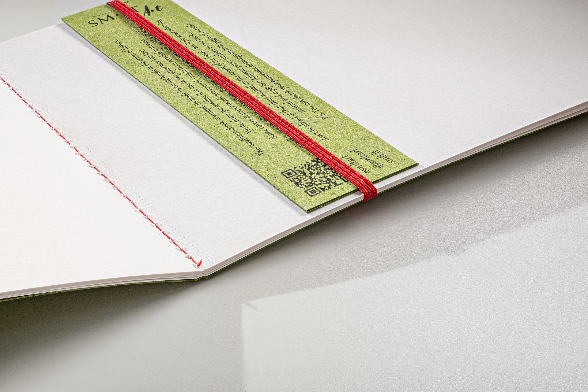 SM•LT #authenticbook Acrylic Album – 9" x 7"