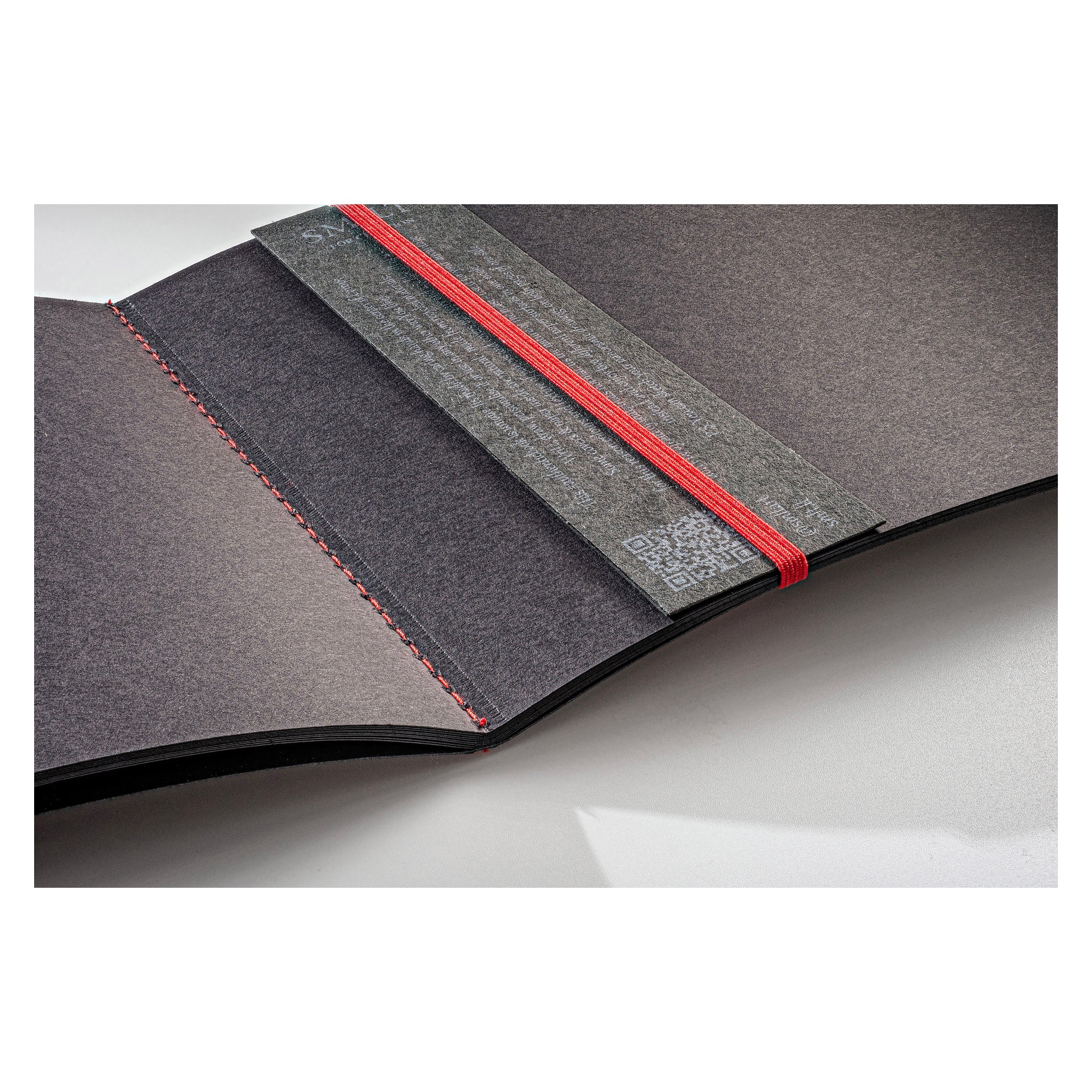 SM•LT #authenticbook Black Sketch Album – 9" x 7"